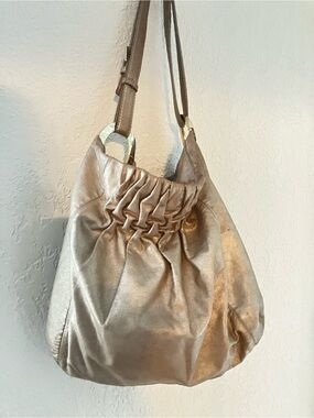 MICHAEL KORS gold shoulder bag